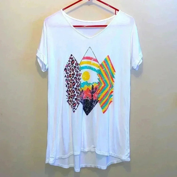 Tops - T shirt